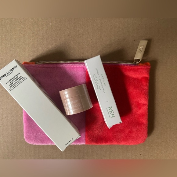 Ipsy bag with unopened samples. - Picture 2 of 2